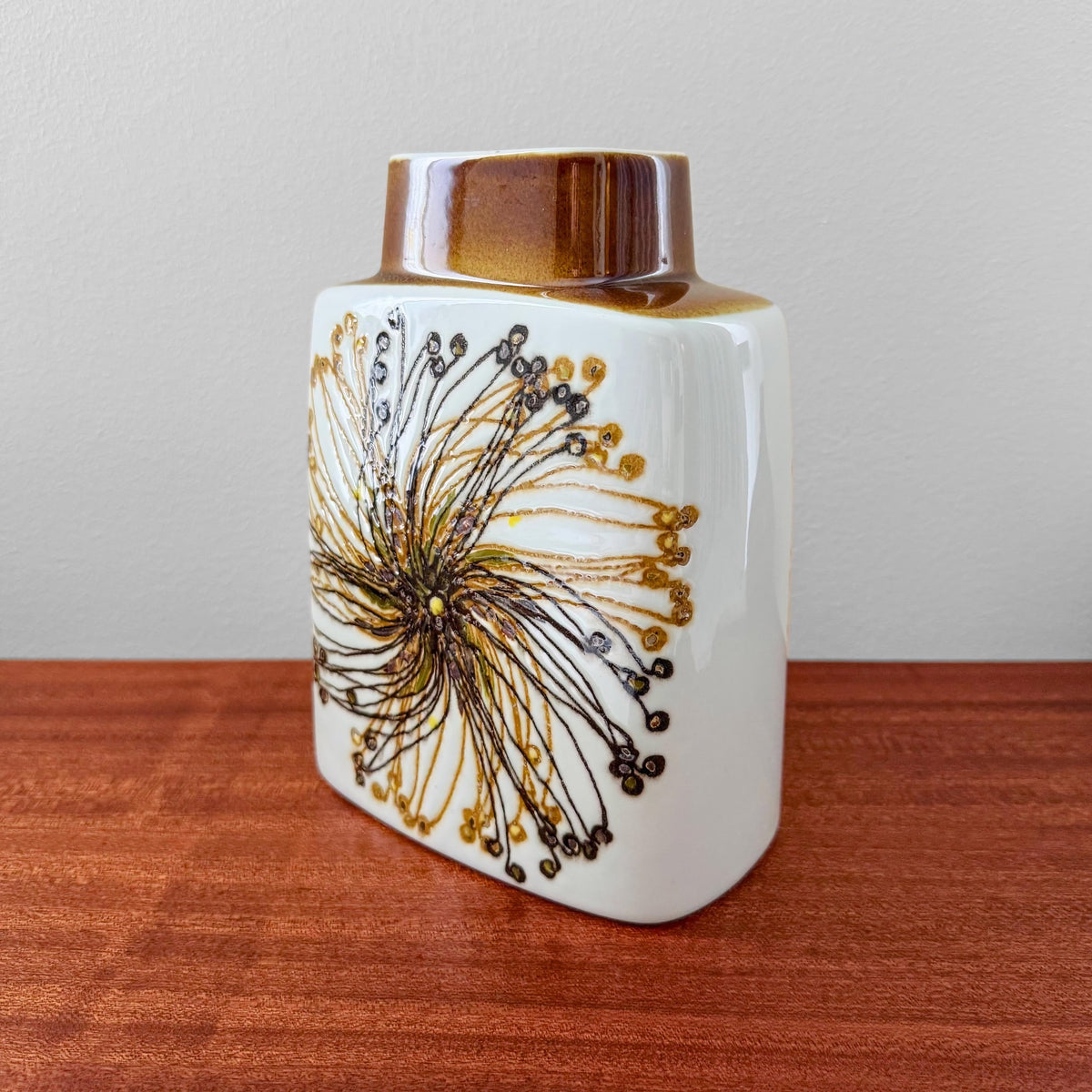 Ellen Malmer Royal Copenhagen Baca Vase (635/3121) in ceramic with stylised floral motif and brown neck
