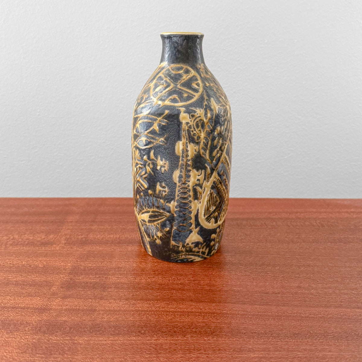 Nils Thorsson Royal Copenhagen Baca Vase (723/3208), ceramic vase with abstract blue and gold motif, vintage Nordic home decor from the 1960s