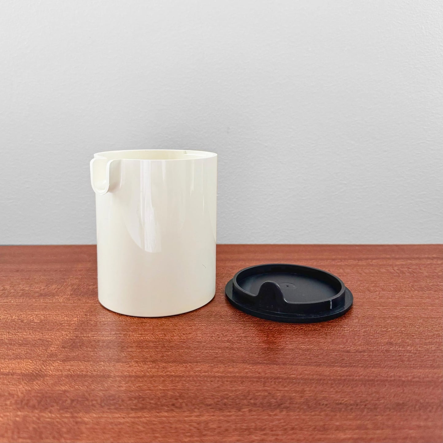 Stelton EM77 White Sugar Bowl and Creamer