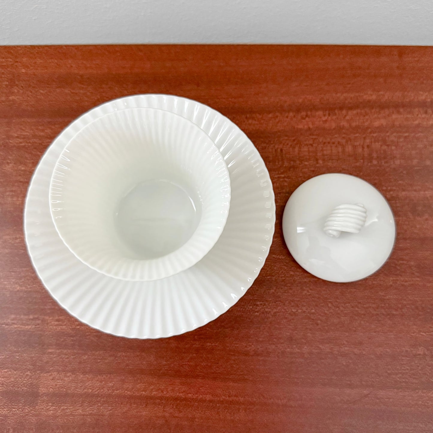 Arabia Finland Aune Siimes Lidded Cup with Saucer