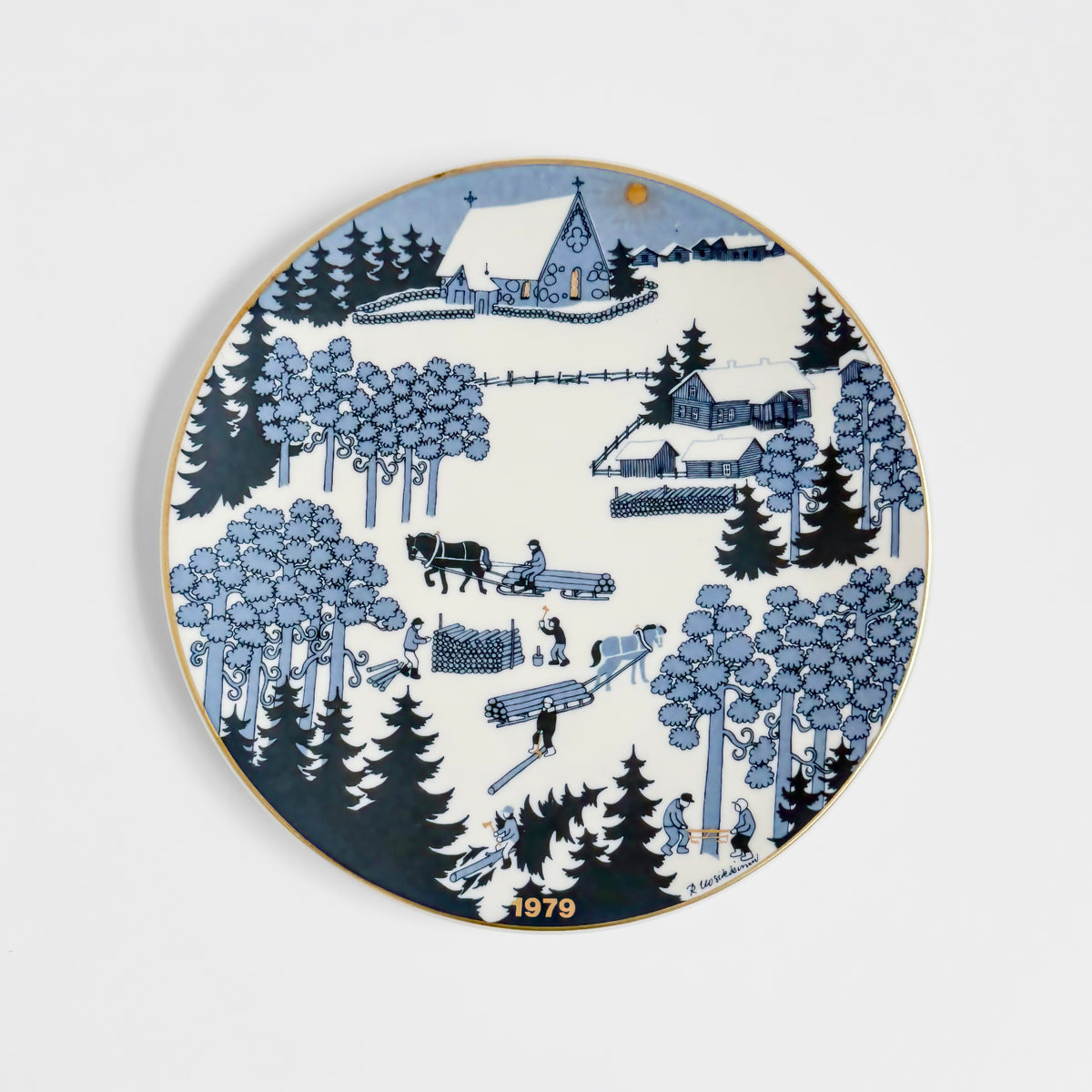 Arabia Finland Christmas Plates (1978-1989), vintage 1979 ceramic decorative dish with a blue and white Nordic winter village scene and gold rim