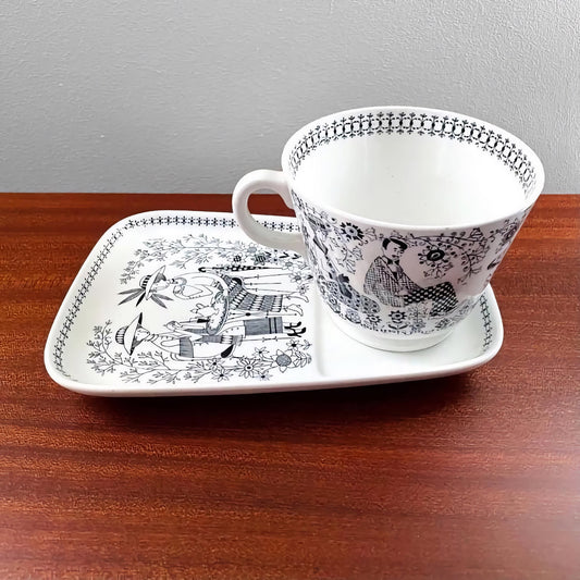 Arabia Finland Emilia Large Cup with TV Plate