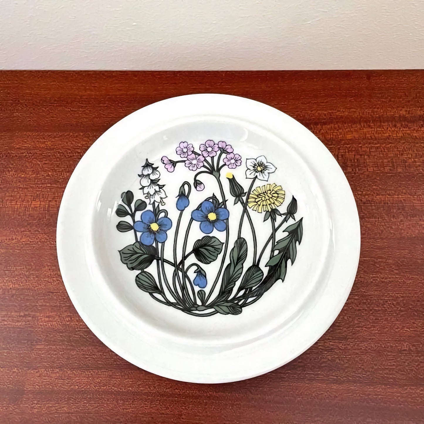 Arabia Finland Flora Coffee Cup Trio Set