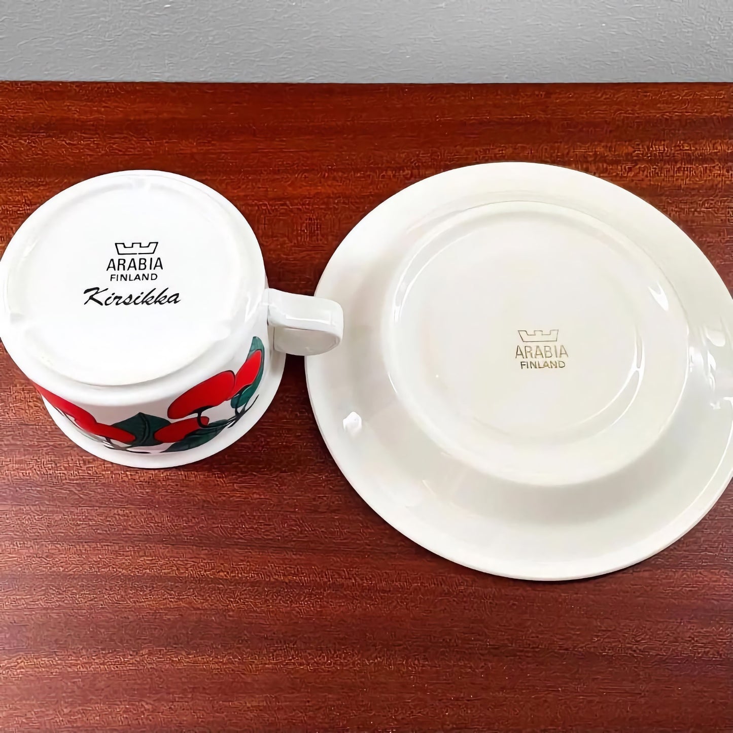 Arabia Finland Kirsikka Tea Cup Trio Set