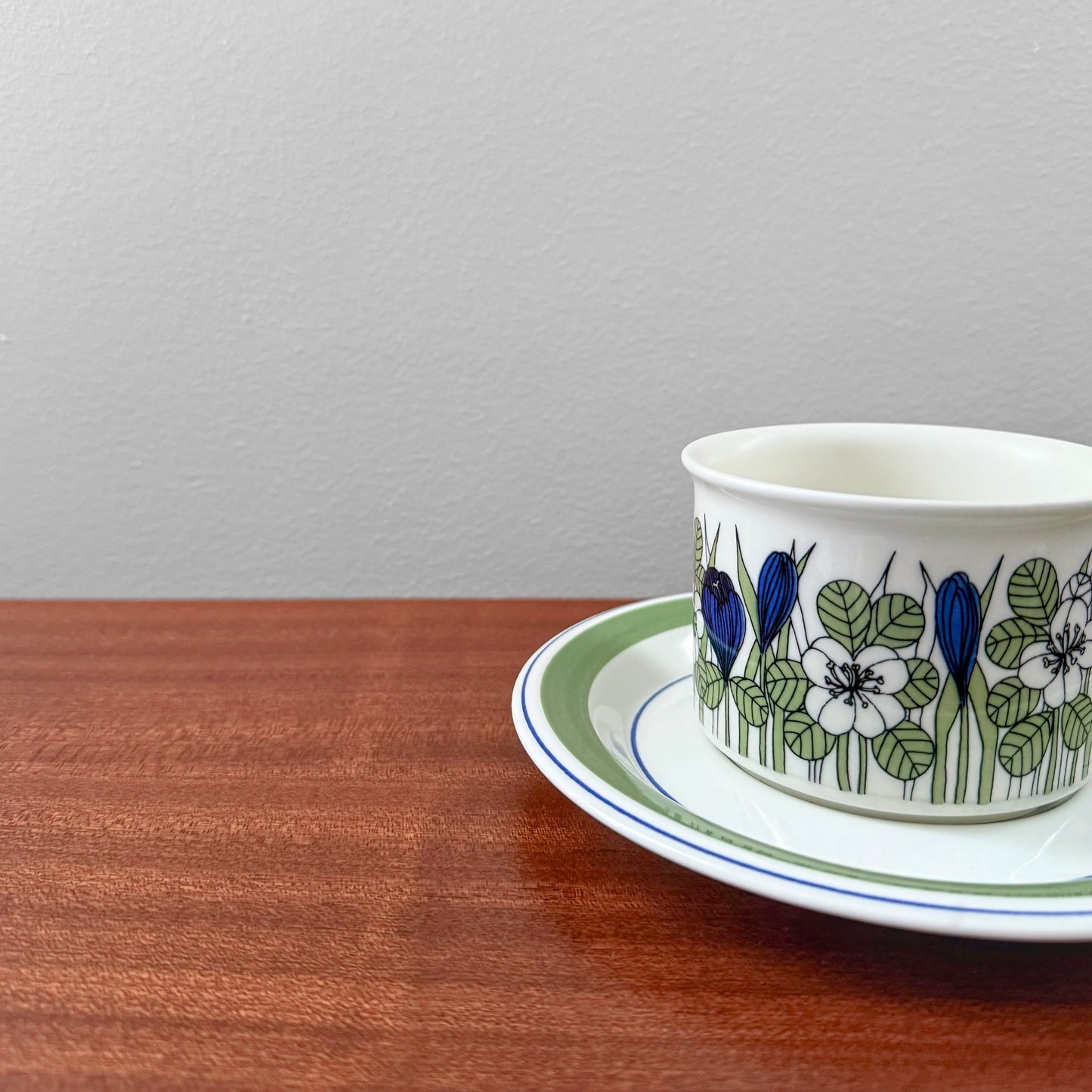 Arabia Finland Krokus Coloured Tea Cup with Saucer