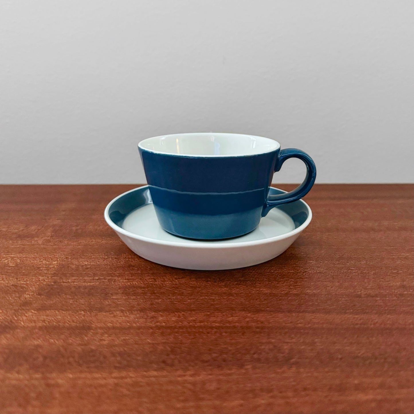 Arabia Finland Coffee Cup Set