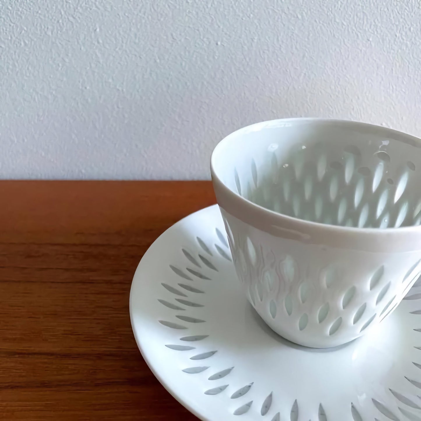 Arabia Finland Rice Porcelain Coffee Cup Trio Set
