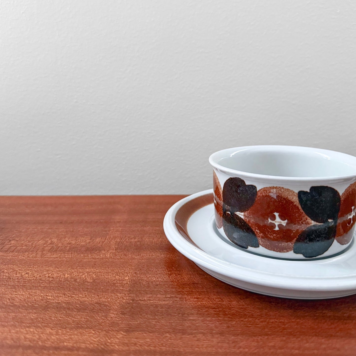 Arabia Finland Rosmarin Tea Cup with Saucer