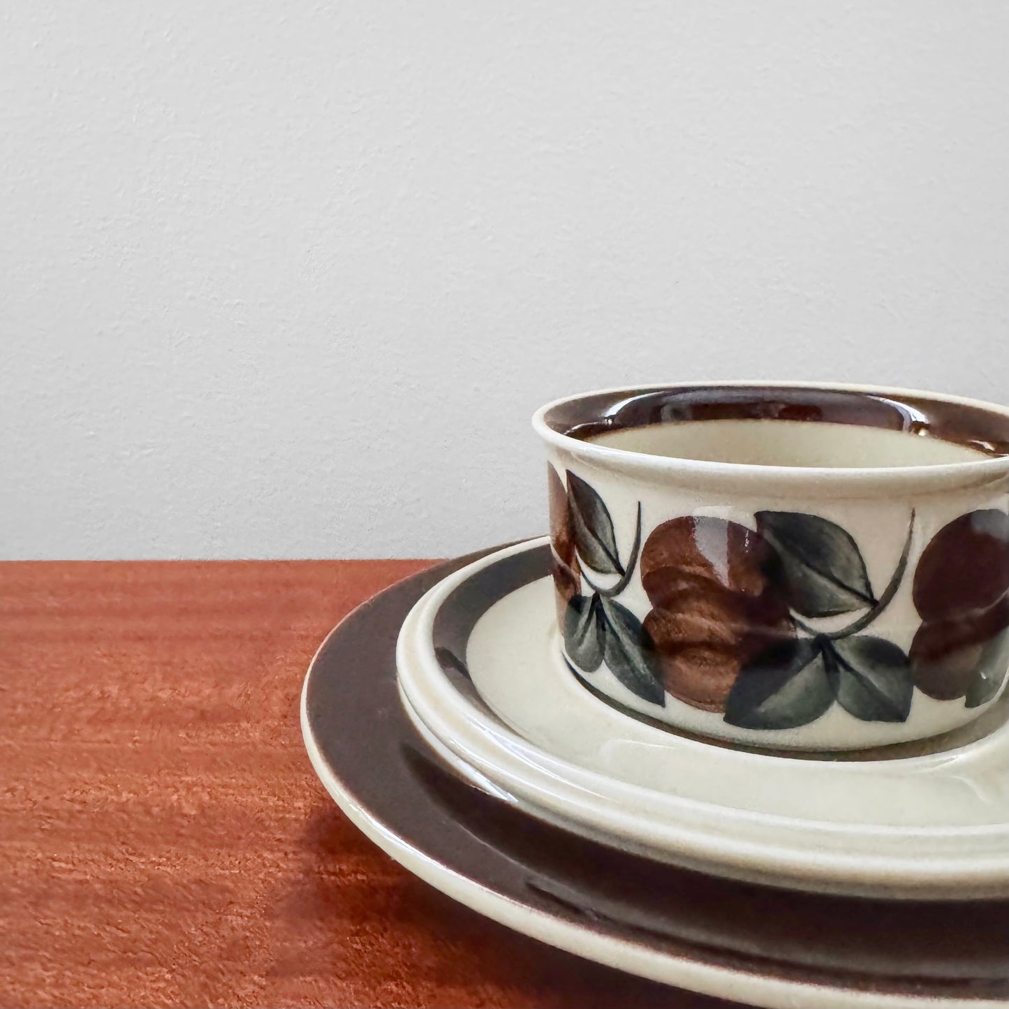Arabia Finland Ruija Tea Cup Trio Set
