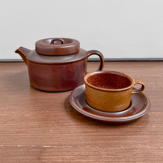 Arabia Finland Ruska Tea Set