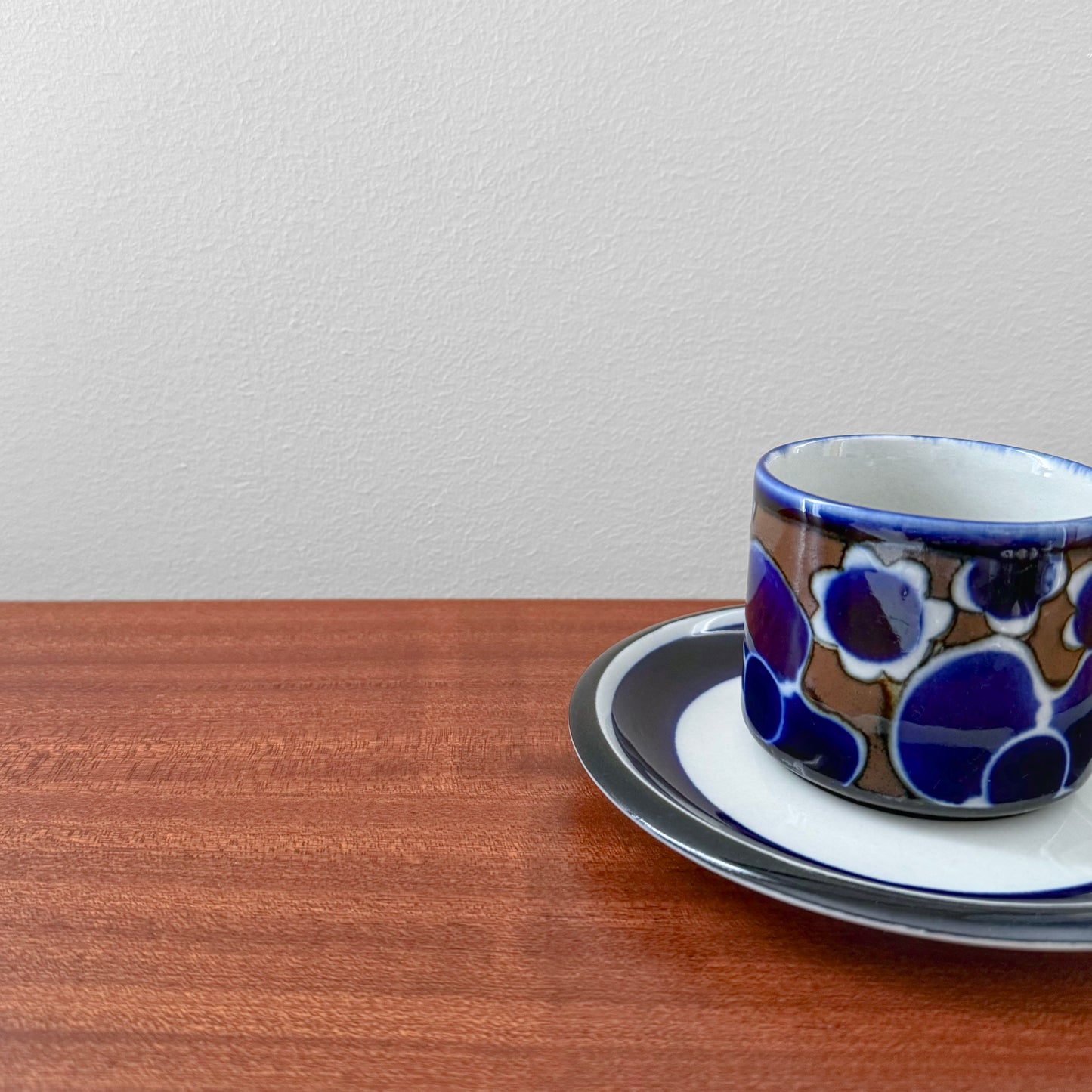 Arabia Finland Saara Tea Cup with Saucer