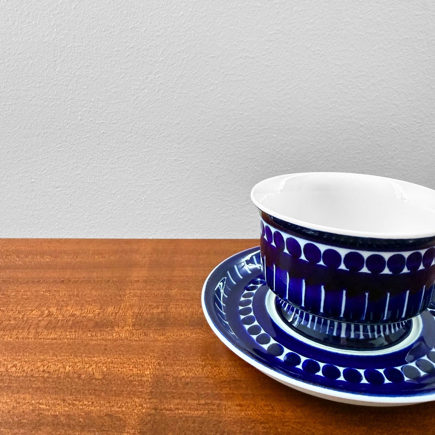 Arabia Finland Valencia Tea Cup with Saucer