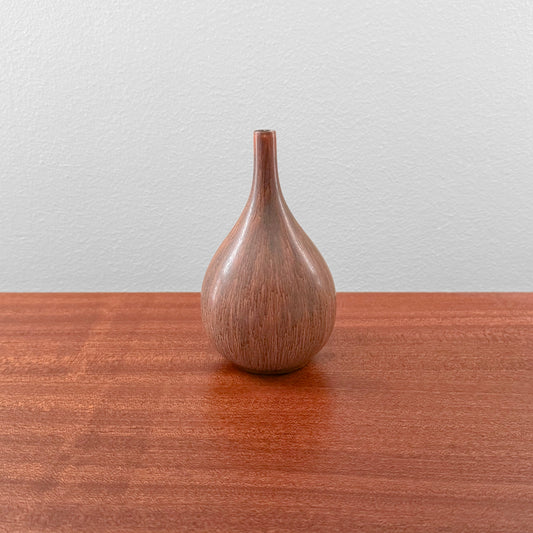 Carl-Harry Stålhane Rörstrand SYP Brown Stoneware Vase rare vintage brown ceramic vase with a slender neck and rounded form Swedish mid-century design