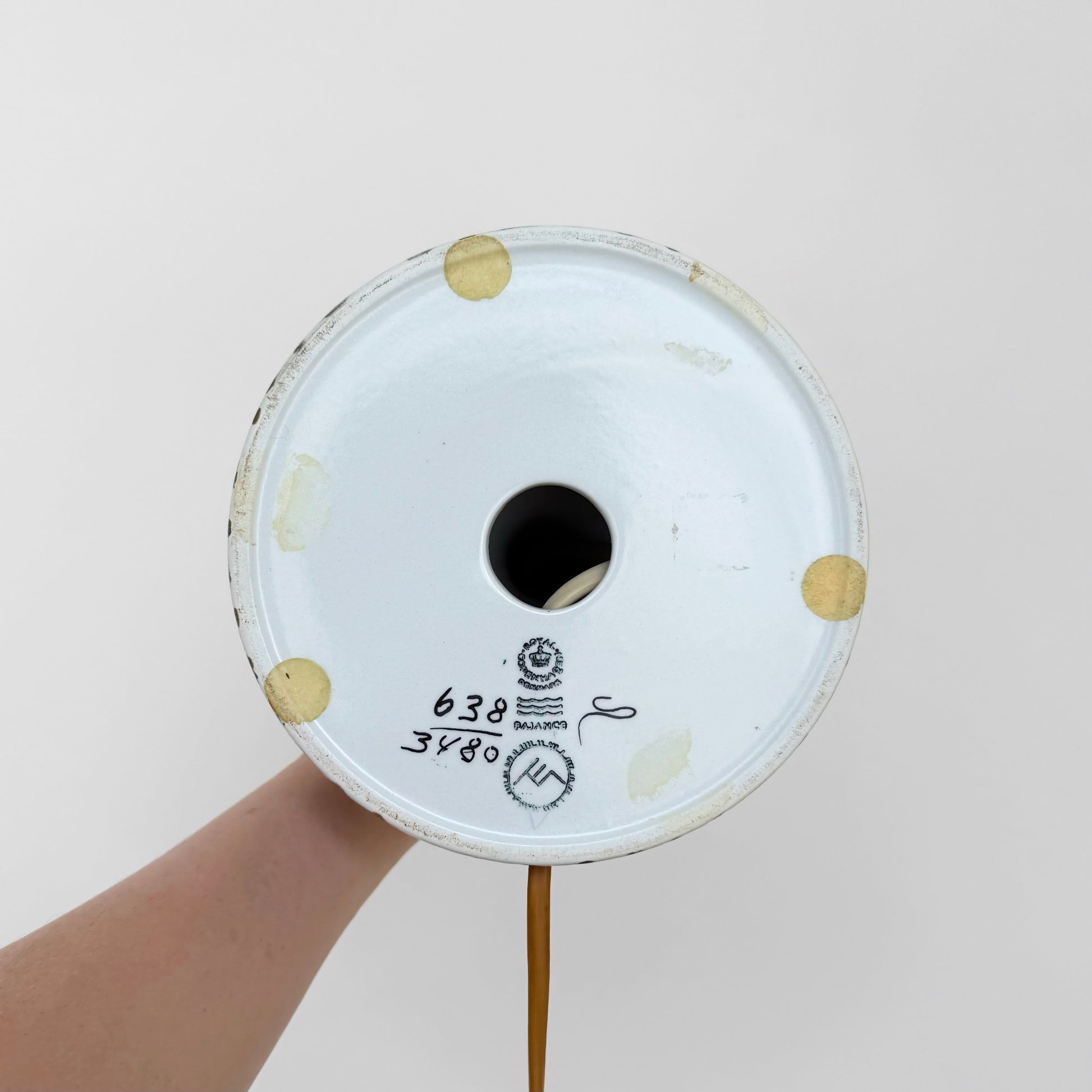 Ellen Malmer Royal Copenhagen Baca White Table Lamp (638/3480), ceramic underside with Royal Copenhagen backstamp and handwritten model markings