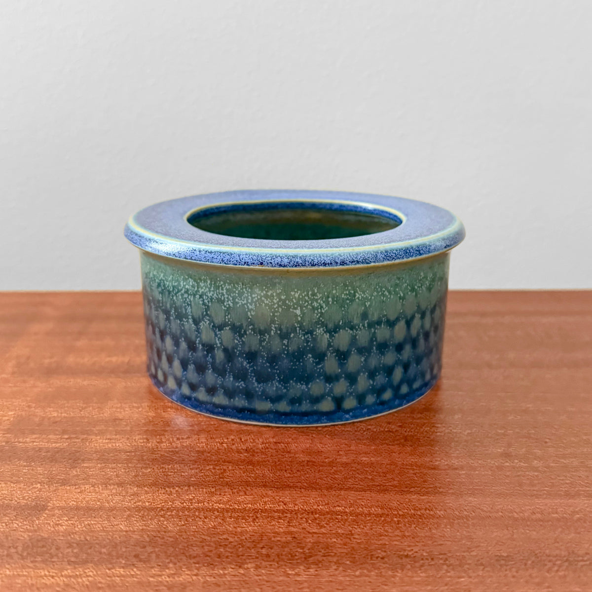Gustavsberg Rondo Stoneware Decorative Bowl in blue and green glaze vintage Swedish ceramic from the 1960s designed by Britt Louise Sundell