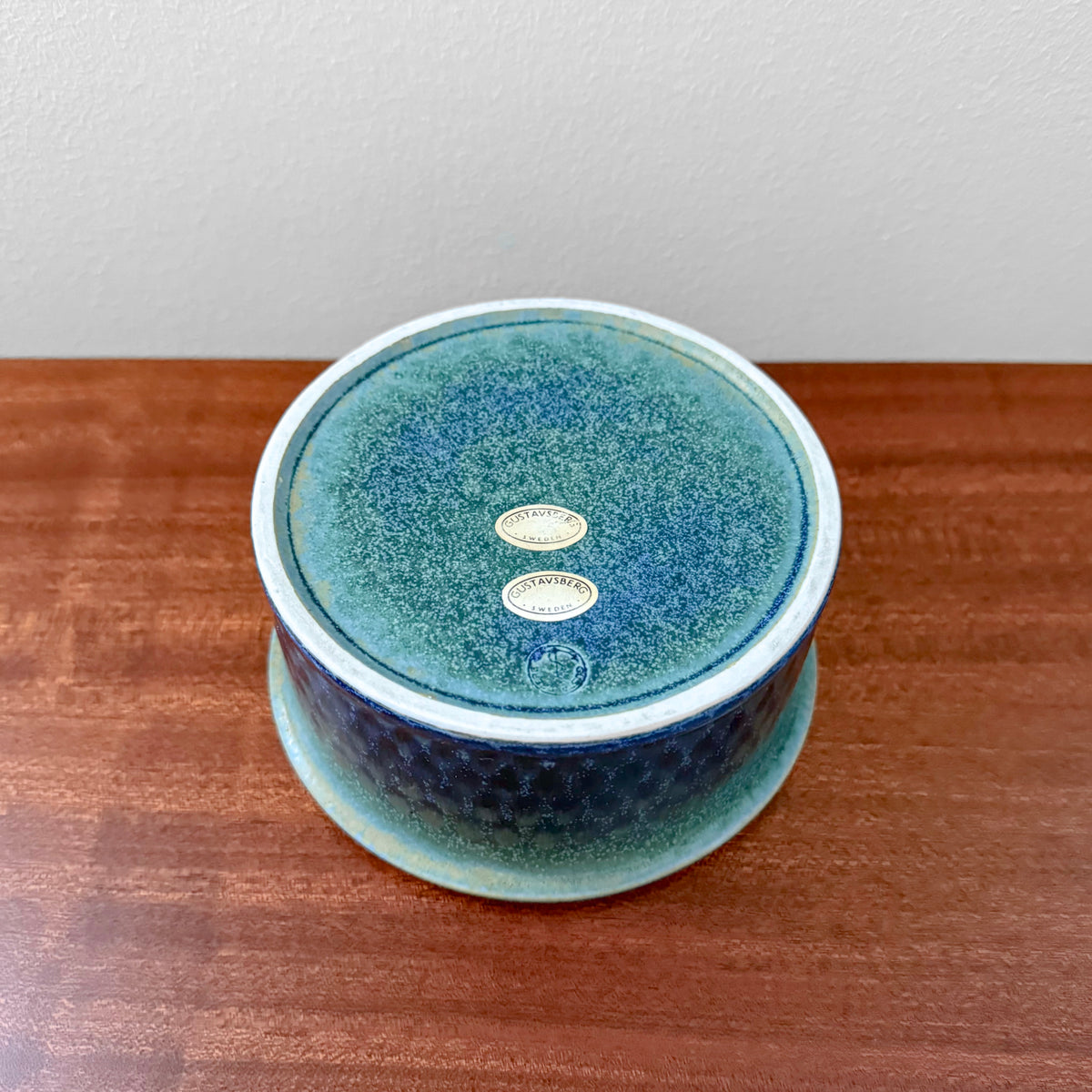 Gustavsberg Rondo Stoneware Decorative Bowl in blue and green glaze designed by Britt Louise Sundell in Sweden during the 1960s vintage Nordic ceramic decorative bowl