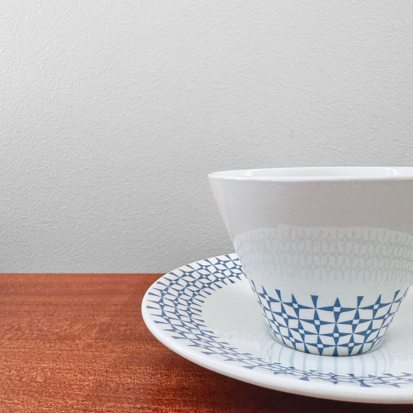 Gustavsberg Tsing Tea Cup with Saucer