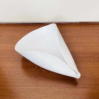 Gustavsberg Veckla Stoneware Decorative Bowl in matte white stoneware with a unique folded design, showcasing Nordic craftsmanship and sculptural elegance by Stig Lindberg.