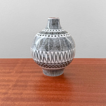 Ingrid Atterberg Upsala-Ekeby Grafika 2083 Vase in ceramic with a black and white geometric pattern and ribbed vintage Swedish design for home decor