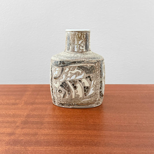 Nils Thorsson Royal Copenhagen Baca Small Vase (719/3207), vintage ceramic vase with stylised fish and floral motif, Danish design from the 1960s