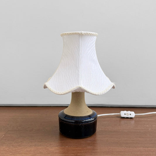 Søholm 3043 Brown-Blue Stoneware Table Lamp with multitone ceramic base and original white fabric shade, showcasing vintage Scandinavian design and craftsmanship.