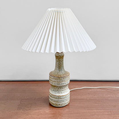 Vintage Søholm 3059 Brown Stoneware Table Lamp in brown glazed ceramic with a white pleated shade, designed by Joseph Simon in Denmark in the 1960s.