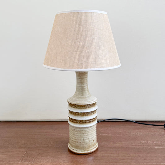 Søholm 3060 Beige Stoneware Table Lamp in beige ceramic with a textured fabric shade, vintage Nordic lighting designed by Joseph Simon in Denmark in the 1960s