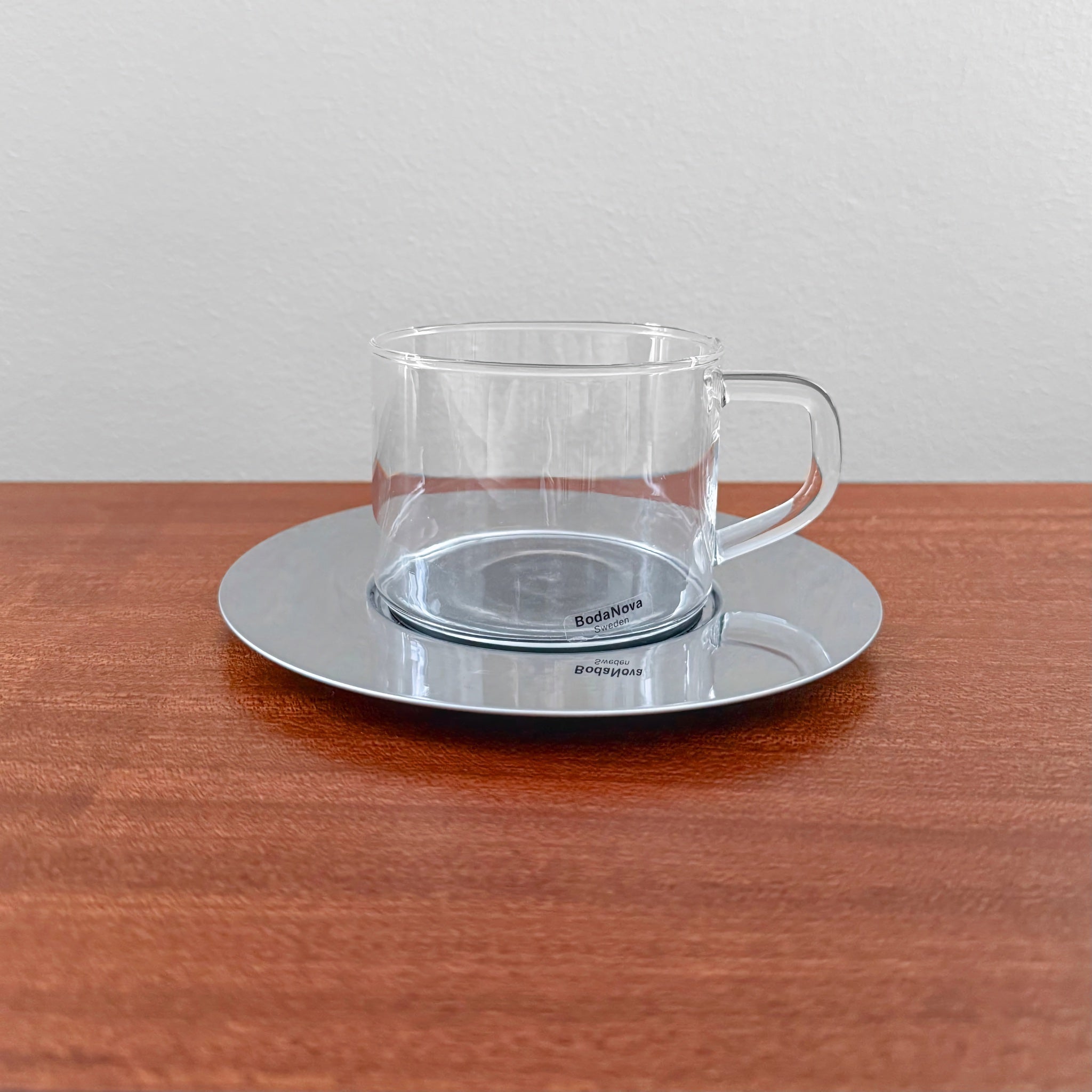 グラス・カップ・酒器 SIGNE PERSSON-MELIN. Ishink, Boda Nova Signe Persson-Melin Boda Nova Glass Coffee Cup with Steel Saucer