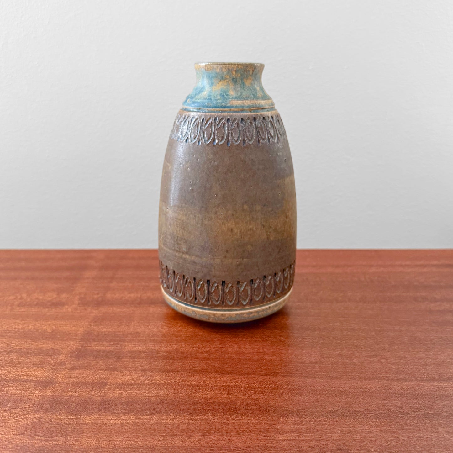 Ulla Winblad Alingsås Keramik Stoneware Vase featuring a vintage Scandinavian ceramic design with textured patterns and blue-green glaze accents.