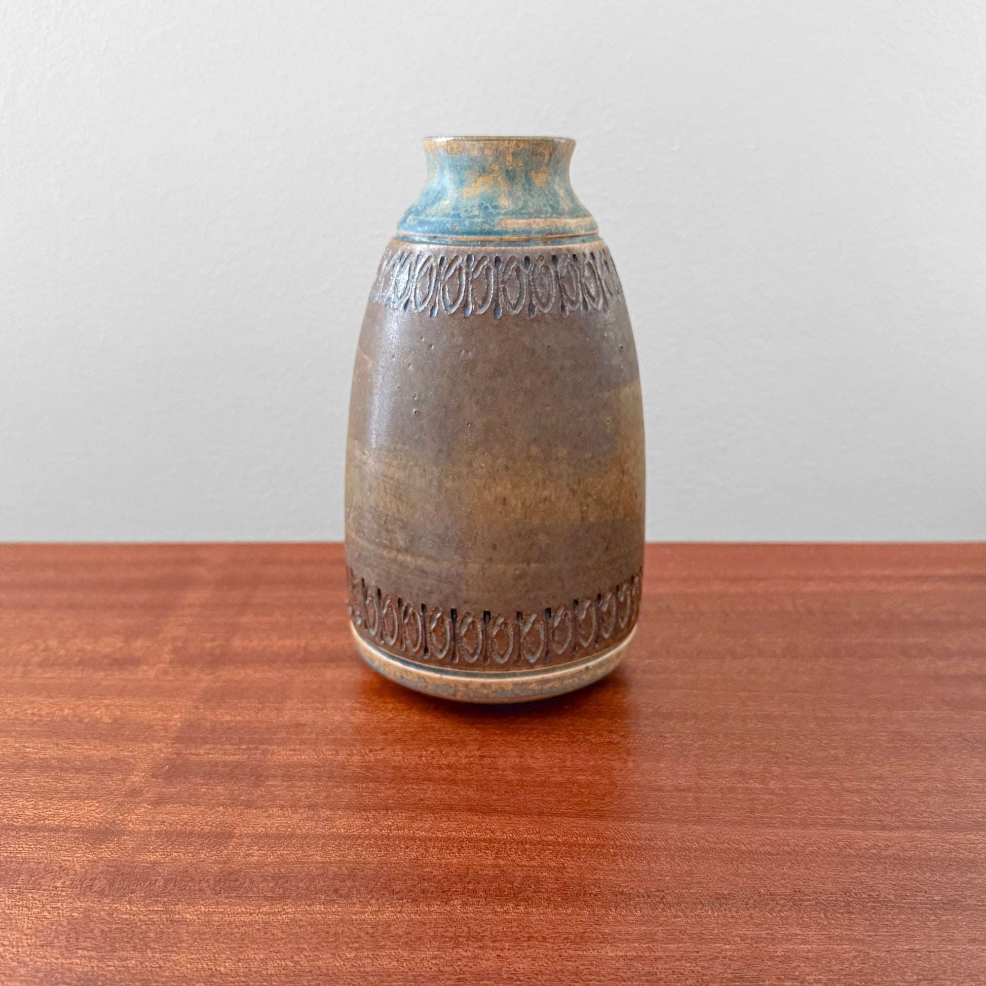 Ulla Winblad Alingsås Keramik Stoneware Vase featuring a vintage Scandinavian ceramic design with textured patterns and blue-green glaze accents.